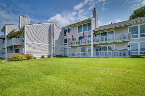 Luxury Lakefront Boyne City Townhome w/ Views! - 3-Star