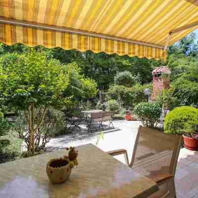 Summer Villa Close to the Coast with Private Gym and Parking Hotel Exterior