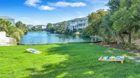New Rental! Spacious 4-bedroom home in Ocean Isle Beach. 5 minute walk to beach!