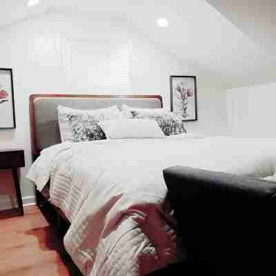 <10Mins 4Rm Downtown, Early Check-in, Pets Welcome, with Pool Table Rooms