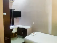 RedDoorz Syariah near Sultan Syarif Kasim II Airport