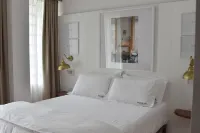 Bazaar Inn Hotels in 