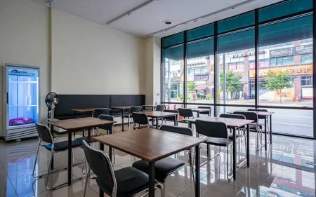 Brown Dot Hotel Byeollae Отели в г. Намъянджу