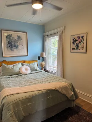 Perfect Burlington Stay – Cozy 1BR w/ Balcony, 5 min Walk to Church St & Lake