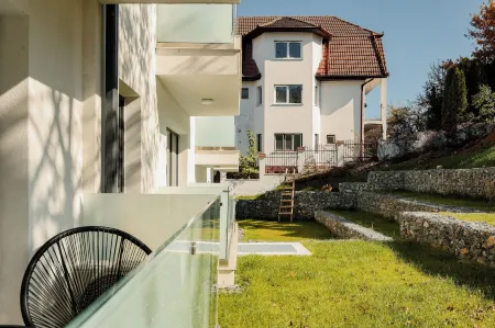 Aparthotel Nest Inn Meteor Отели рядом с Аэропорт Клуж-Напока