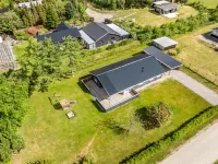 "Ebertine" - 740m to the Fjord