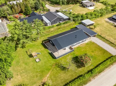 "Ebertine" - 740m to the Fjord