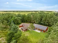 "Aisling" - 700m from the sea Hotels in Brovst