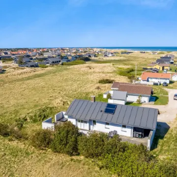 "Hornbogi" - 300m from the Sea