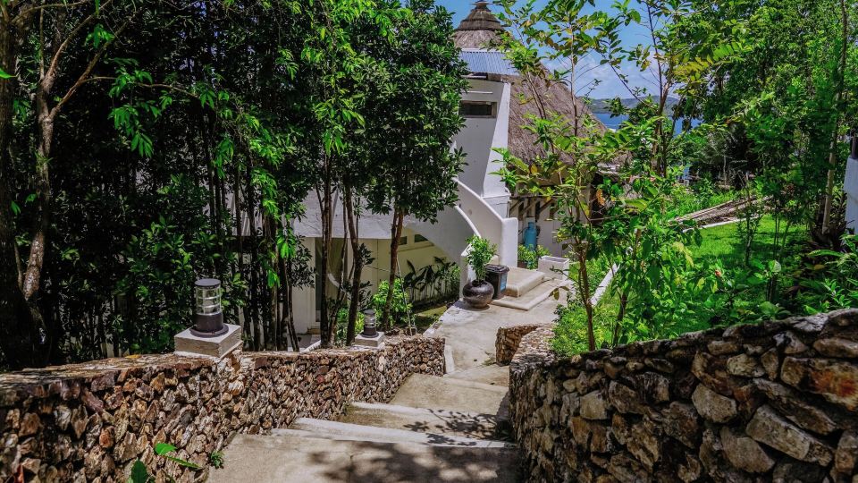 Stunning Luxe 220sm Villa by the Sea Entirely Private with Own Pool