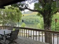 Tennessee River House