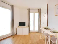 Bright, modern studio for 2P - La Défense