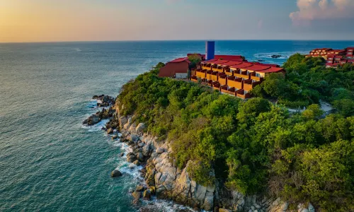Las Brisas Huatulco – All Inclusive