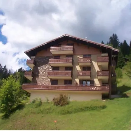 Apartment for 4 people with parking