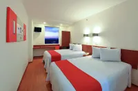 One Queretaro Aeropuerto Hotels in El Marques