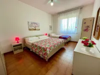 Apartment just 350mt from the sea - 4-Star