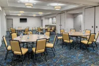 Hampton Inn & Suites Coconut Creek - 2-Star
