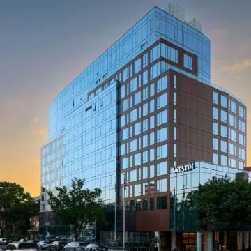 威斯汀法拉盛拉瓜迪亞機場酒店 鄰近Murray Hill的酒店