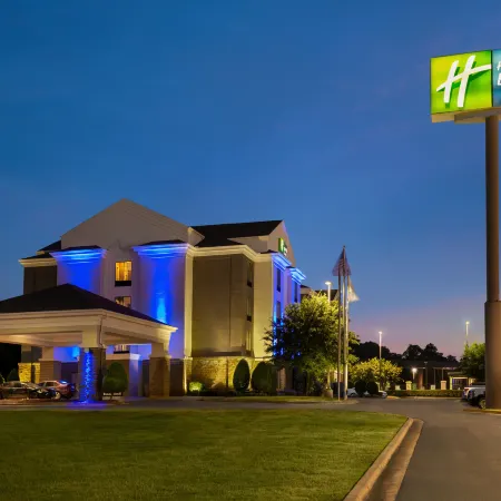 Holiday Inn Express & Suites MCALESTER by IHG