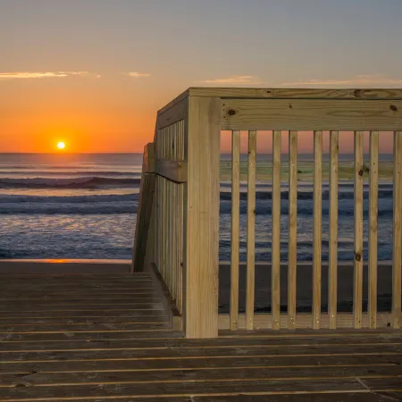 Holiday Inn Express NAGS HEAD OCEANFRONT by IHG