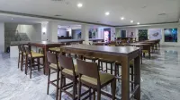 ฮอลิเดย์ อินน์ เอ็กซ์เพรส คูเลียกาน บาย IHG - พร้อมอาหารเช้า