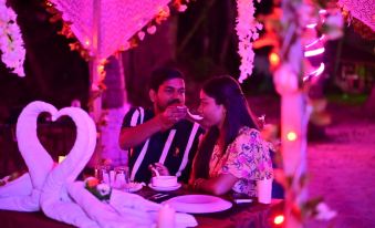 Sundaze Beach Resort