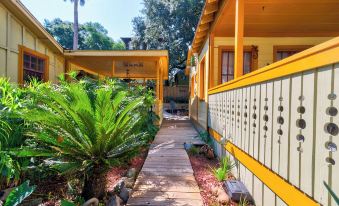 Beachside Boutique Inn