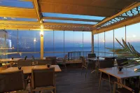 Bucoleon by Cheers - Hostels