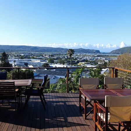 Guinea Fowl Lodge - Lagoon & Heads View B&B, Central Knysna