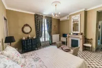 Château Sainte cécile Chambres D'hôtes / Guest house in Castle Château sainte cécile - en bord de mer