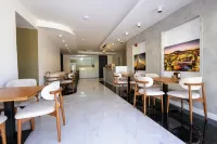 HOLMİ OTEL - Morgenmad