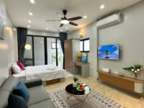 ダイヤモンド アパートメント カム ティエン Bloom Spa - Spa Nhat Ban周辺のホテル