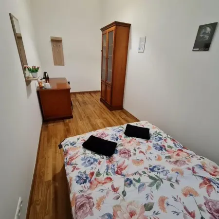 Fantastic-Inn Warszawa - Czackiego Отели рядом с достопримечательностью «Галерея графики и плакатов»