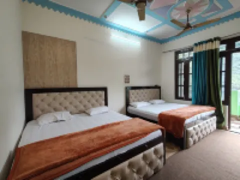 Sri Shakti Hotel and Restaurant Hotels near Khal