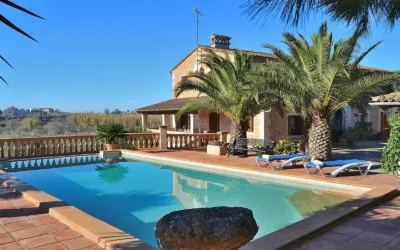 梅特卡夫飯店 Fossil Realm附近的飯店