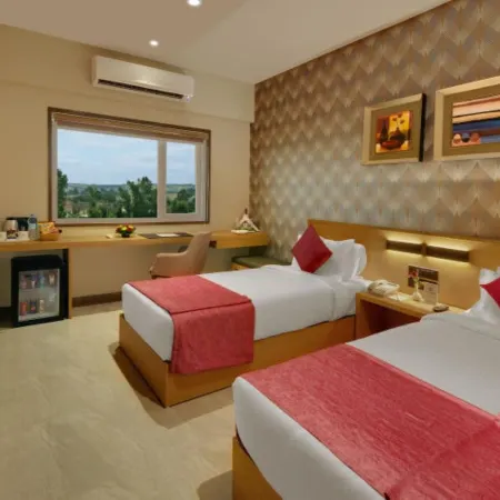 Click Hotel Bhuj