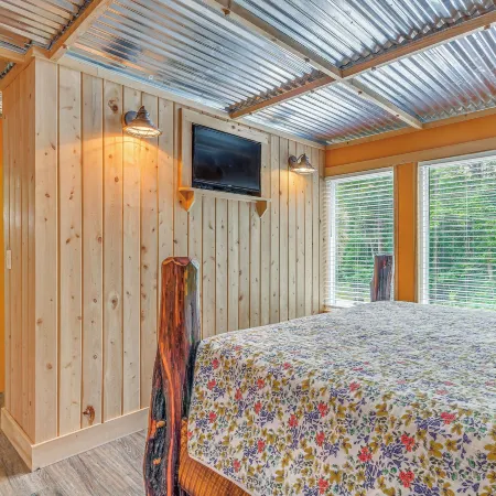 Riverfront Milton Cabin w/ Boat Ramp & Dock!