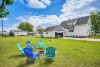 5 Mi to Point Beach State Forest: Home w/ Fire Pit - 3-Star