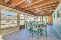 Private Dock Riverfront Homosassa Home! - parking