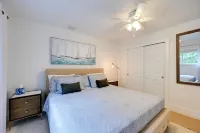 Sunny Florida Escape w/ Patio, Grill & Fire Pit! - Condos