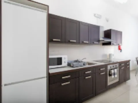 Modern 2 BR Apartment with AC - Near Sea Hotels in Msida