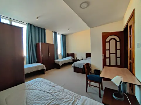 Oasis Hostel Отели рядом с достопримечательностью «Национальный выставочный центр Абу-Даби»