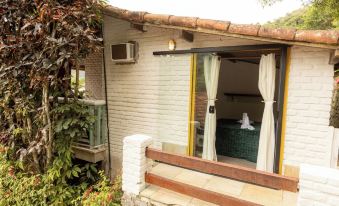 Ref Gio em Angra - Su te Vista Mar Pet Friendly