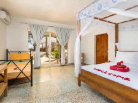 Seashore Villa Hotels in Kiwengwa