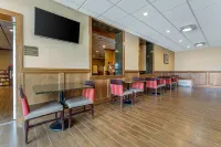 Comfort Inn & Suites - Desayuno