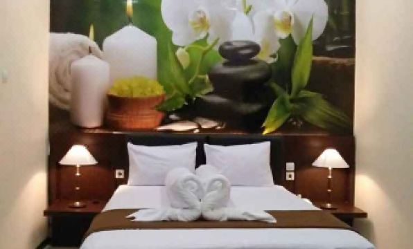 One Hotel Pati - Housity