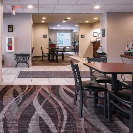 Cobblestone Inn & Suites - Durand