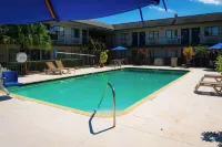 Motel 6 Lantana, FL - Strand