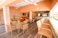 Worthing Court Apartment Hotel - servizio colazione