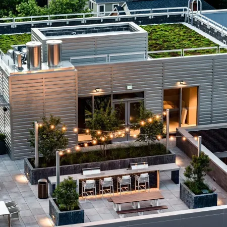 Condo The Earl